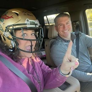 Meet your Posher, Justin